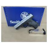 Smith & Wesson 40 S&W Pistol SD40VE UNFIRED Smith & Wesson 40 S&W Pistol SD40VE UNFIRED