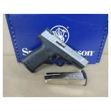 Smith & Wesson SD9VE 9mm pistol UNFIRED Smith & Wesson SD9VE 9mm pistol UNFIRED