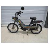 1980 AMF Roadmaster 66 MILES Moped Motorcycle