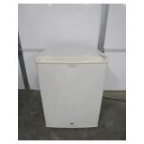 Frigidaire Mini Fridge Refrigerator Works Great
