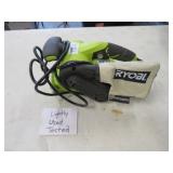 RYOBI BELT SANDER BE319