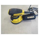 DEWALT ELECTRIC PALM SANDER DWE6423