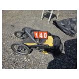 folding 3 wheeled stroller