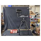 shop stool like new