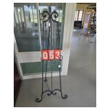 wrought iron easle