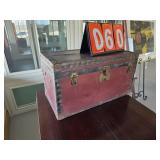 small red trunk box
