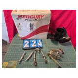 BOAT PROPELLORS CLETE AND PARTS