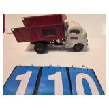 structo toyland constuction dump truck