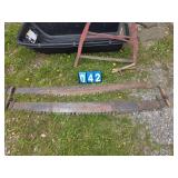2 man saw lot