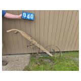 Cultivator antique