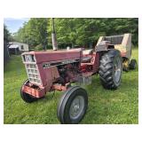 Intrnational 584 Tractor
