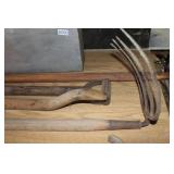 Hooked Pitch Fork / Handles & Aluminum Tool Box