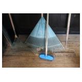 Rakes & Wash Brush