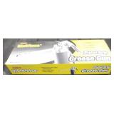 L1320 WORK FORCE  GREASE GUN W / 3  GREASE TUBES