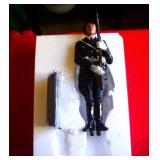 COLLECTORS SHOWCASE SS SOLDIER