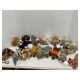 19 Ty Beanie Babies Plush Toys