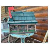 Wooden Log Cabin-Style Mailbox
