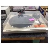 Pioneer PL-7 Quartz-Full Automatic Turntable