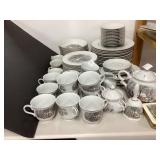 Avon Currier & Ives Dinnerware Set, 70+ Pieces