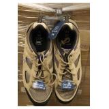 Shoes (100)