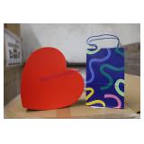 Gift Bags/ Boxes (3216)