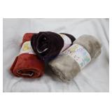 Blankets (180)