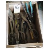 Heavy duty sheers/scissors