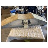 Aluminum Jiffy Jack ramp stand