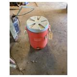 Rubbermaid water cooler (small rust spots in botto