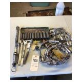 Sockets & socket wrenches lot
