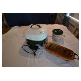 Electric skillet, longaberger basket, mini