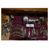 International Deepsilver silverplate flatware