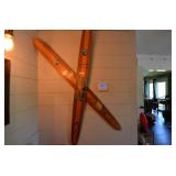 set of skis