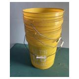3 buckets