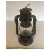Vintage Dietz "Little Wizard"  kerosene lamp