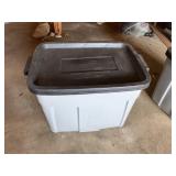 Rubbermaid tote with new steel piping