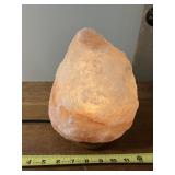 Large Salt Lamp, powers up