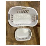 Laundry basket & small tote, cracked handle