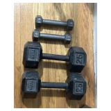 4 dumb bells, 2 - 3lb & 2 - 25