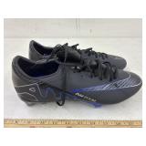 Nike size 12 1/2 sports shoes