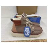 Hey dude size W11
