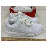 Nike size 5Y