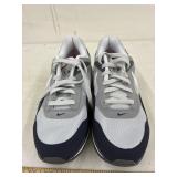 Nike air size 9 1/2