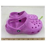 Crocs size h4/f6