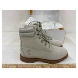 Timberland size 8 1/2