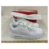 Nike size 4 1/2Y
