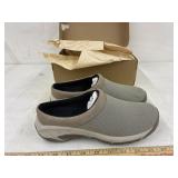 Merrill size 8 1/2