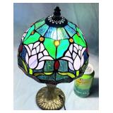 Tiffany Style Table Lamp Staind Glass