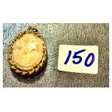 Vintage Gold Tone Hand-Carved Shell Cameo Brooch