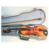 Violin & Hard Case Antonius Stadivarius Model